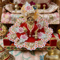 Laal Pushp Poshak